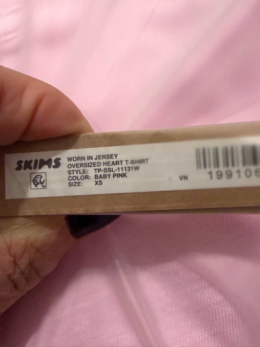 SKIMS Light Pink Short Sleeve Tee with Heart Cutout NWT - Picture 3 of 4